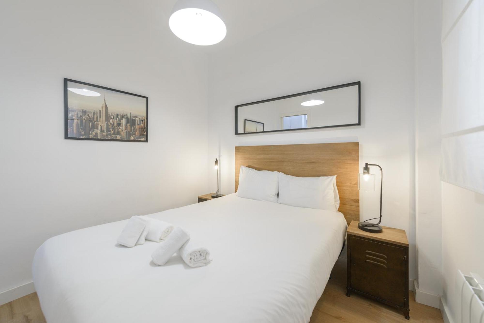 Avila Calle, Precioso Estudio En Santiago Bernabeu-Estrecho En Segundo Piso Sin Ascensor Lejlighed Madrid Eksteriør billede