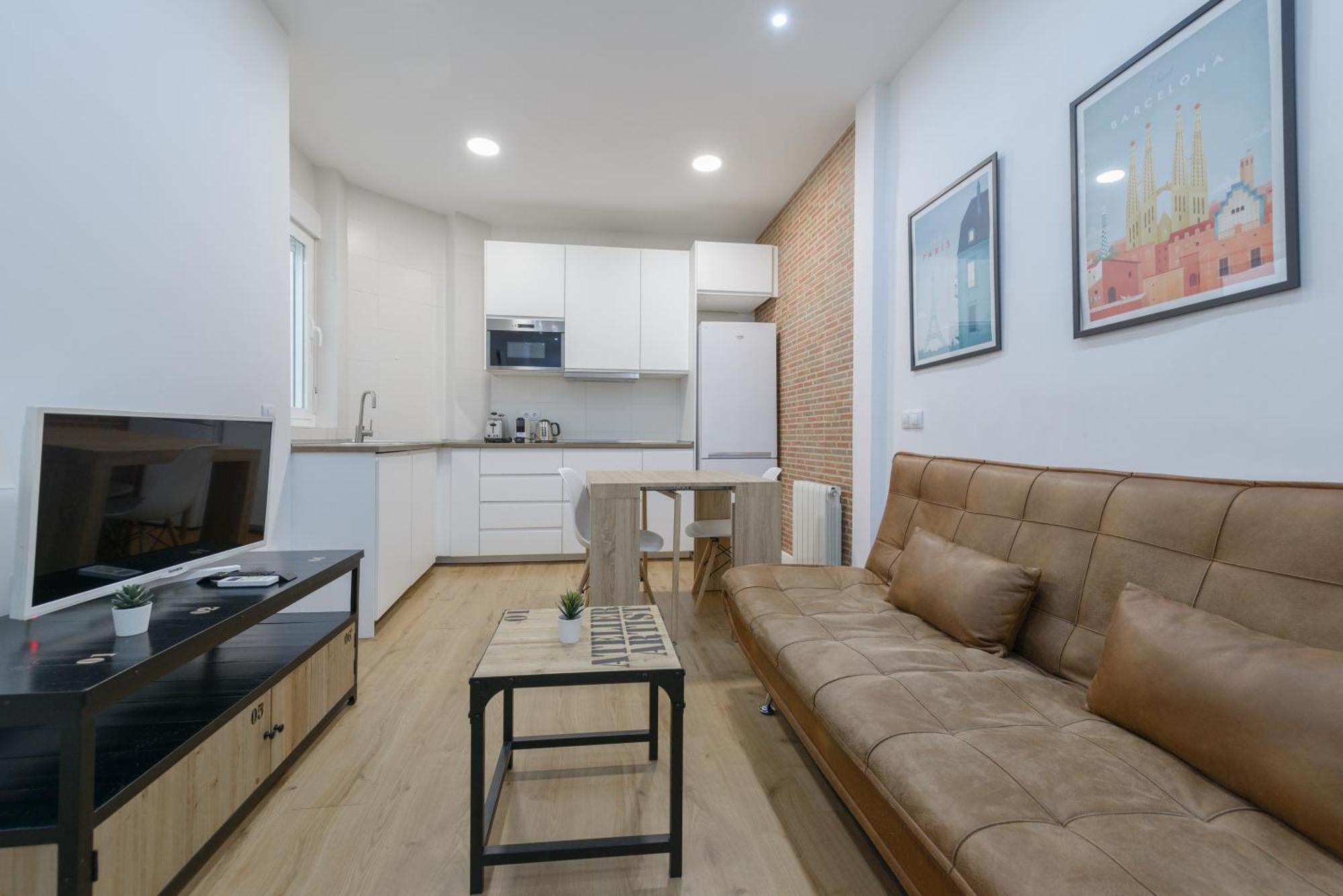 Avila Calle, Precioso Estudio En Santiago Bernabeu-Estrecho En Segundo Piso Sin Ascensor Lejlighed Madrid Eksteriør billede